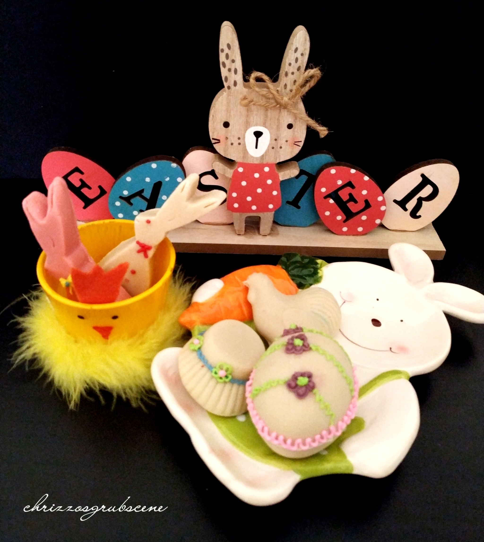 No-Cook Recipe for Eggless Marzipan Easter Eggs with Eggless Decorative Icing